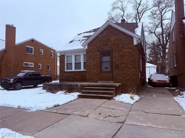 17403 Quincy St, Detroit, MI 48221