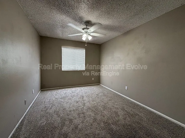 815 E Grovers Ave #24 — Photo 14