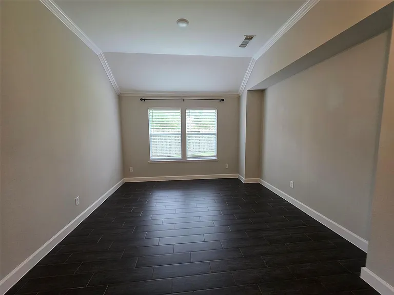 6146 Bradie Ct — Photo 5