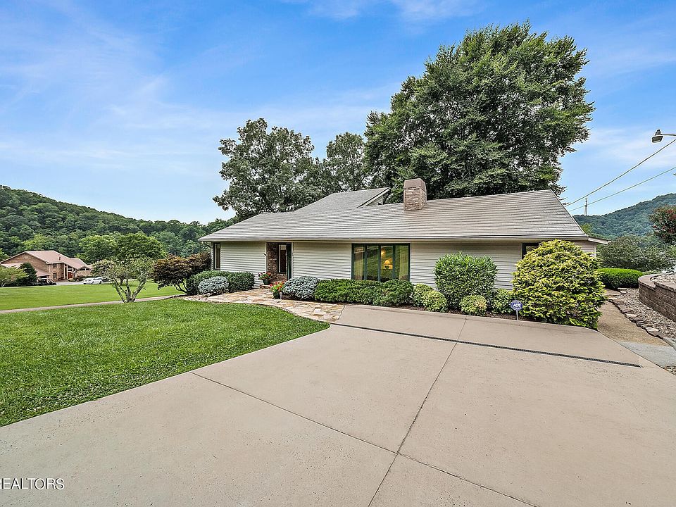 1st image of 180 Timberlake Dr