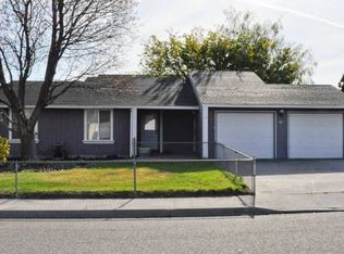 1011 S Young St, Kennewick, WA 99338