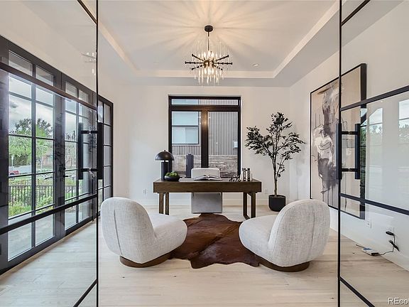 3rd image of 521 Milwaukee Street