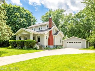 279 N Howard Ave, Croswell, MI 48422