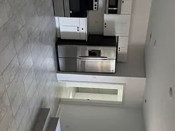 3rd image of 4810 Sierra Creek Dr