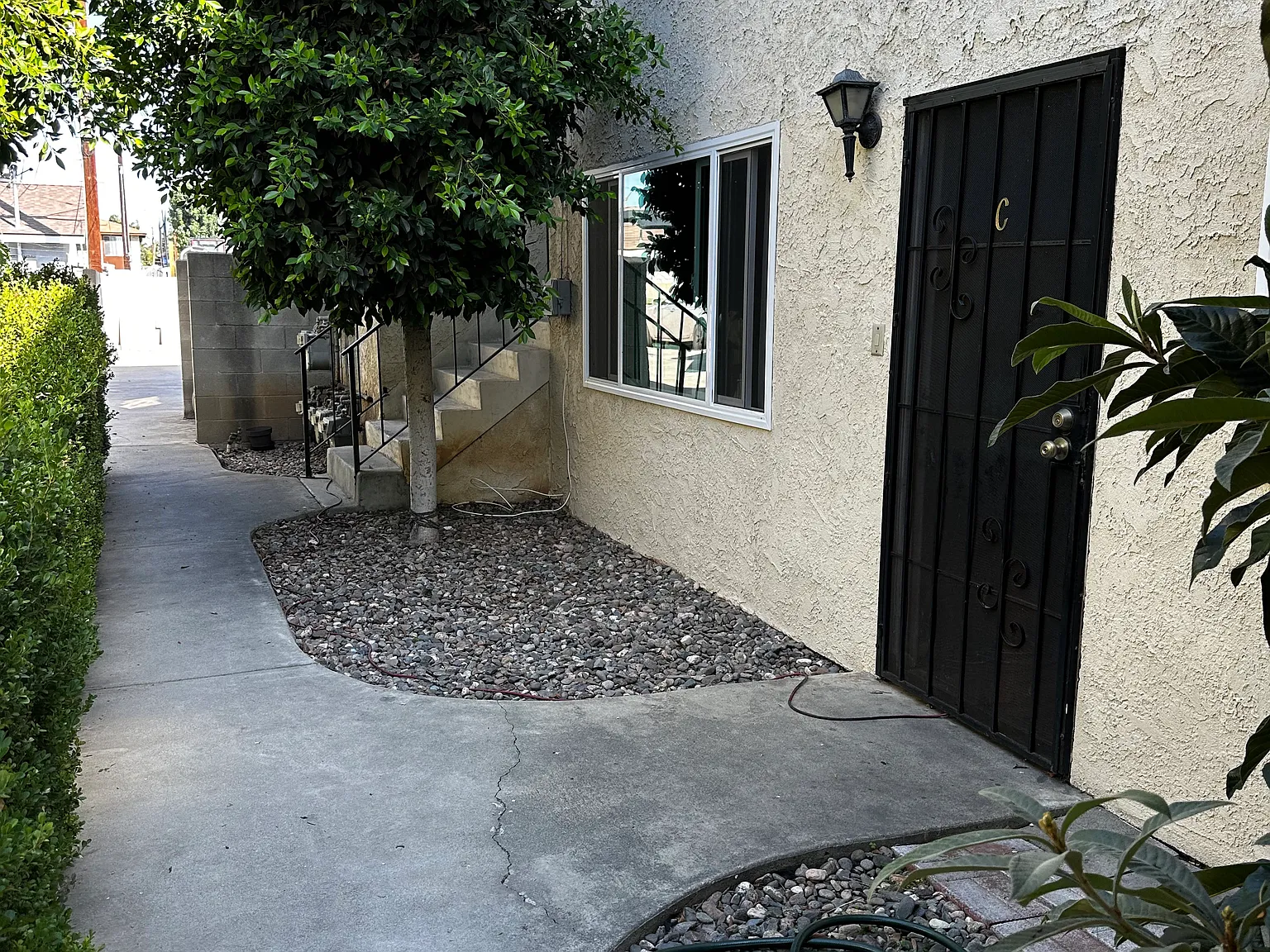 2 bed, 1000 sqft, $2,500 — Photo 3