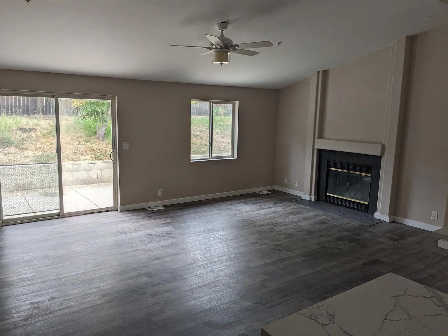 4 bed, 1404 sqft, $3,950 — Photo 3