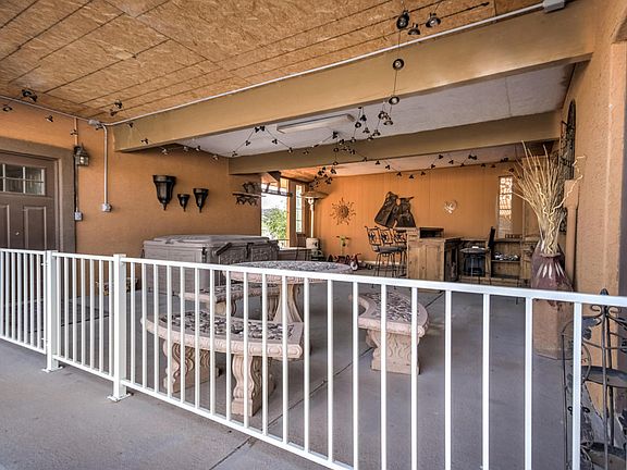 5th image of 8734 S Valley Vista Dr