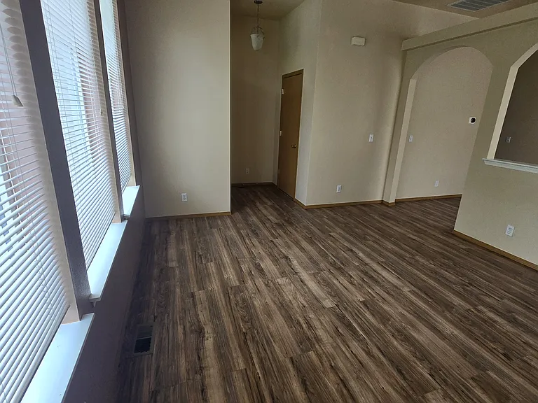 2425 N Coolwater Dr — Photo 22