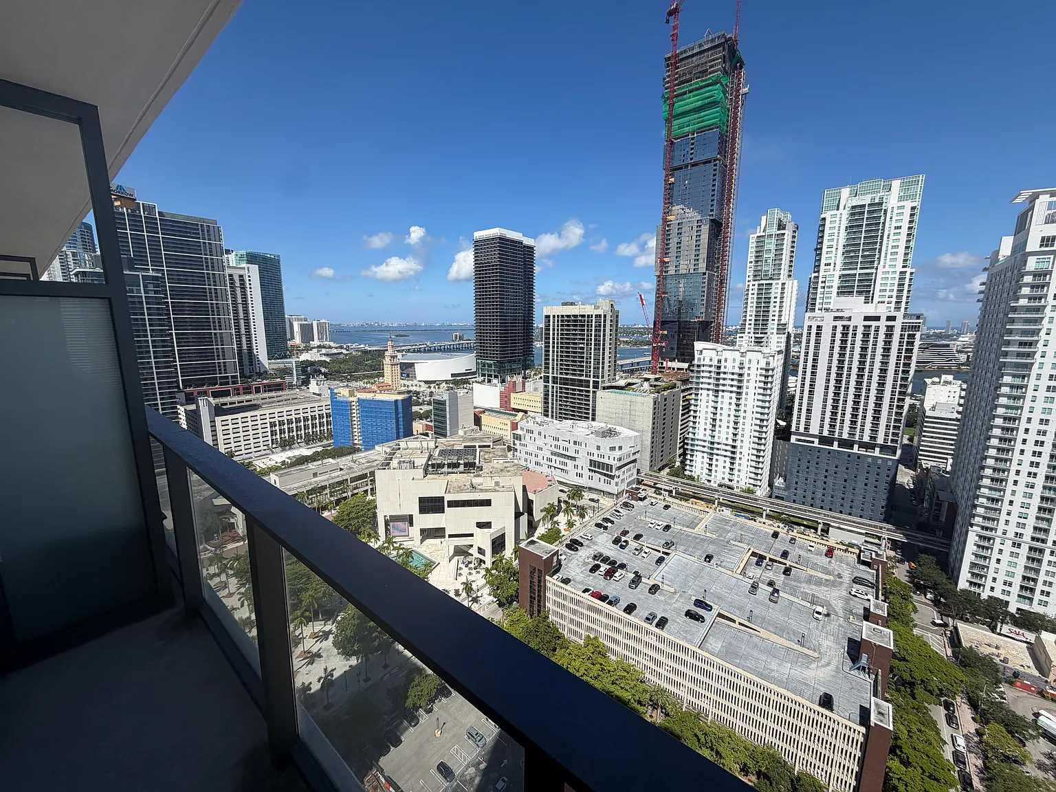 Studio, 407 sqft, $1,750 — Photo 1