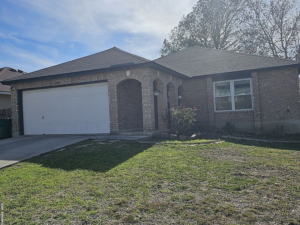 1st image of 7934 DONSHIRE DR