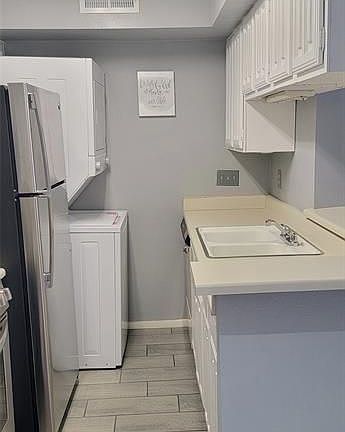 4th image of 2110 Wilcrest Dr APT 113