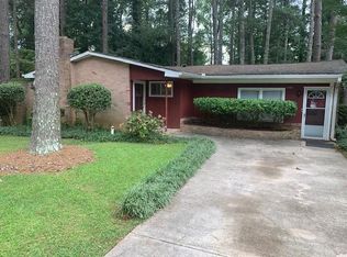 2303 Country Club Dr SW, Atlanta, GA