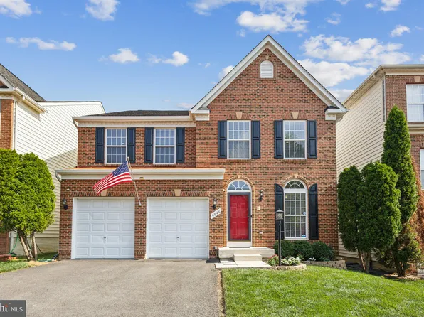9946 E Hill Dr, Lorton, VA 22079