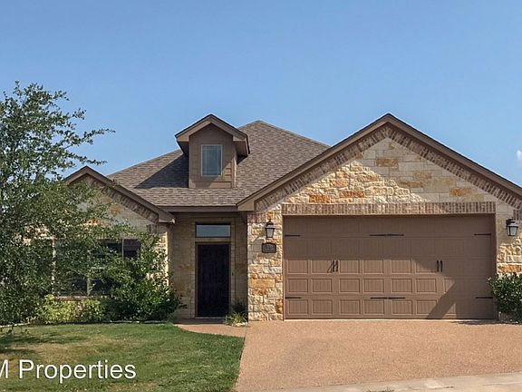 2nd image of 3016 Silver Saddle Dr