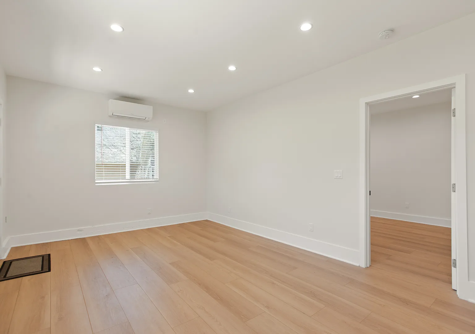 1 bed, 576 sqft, $2,650 — Photo 3