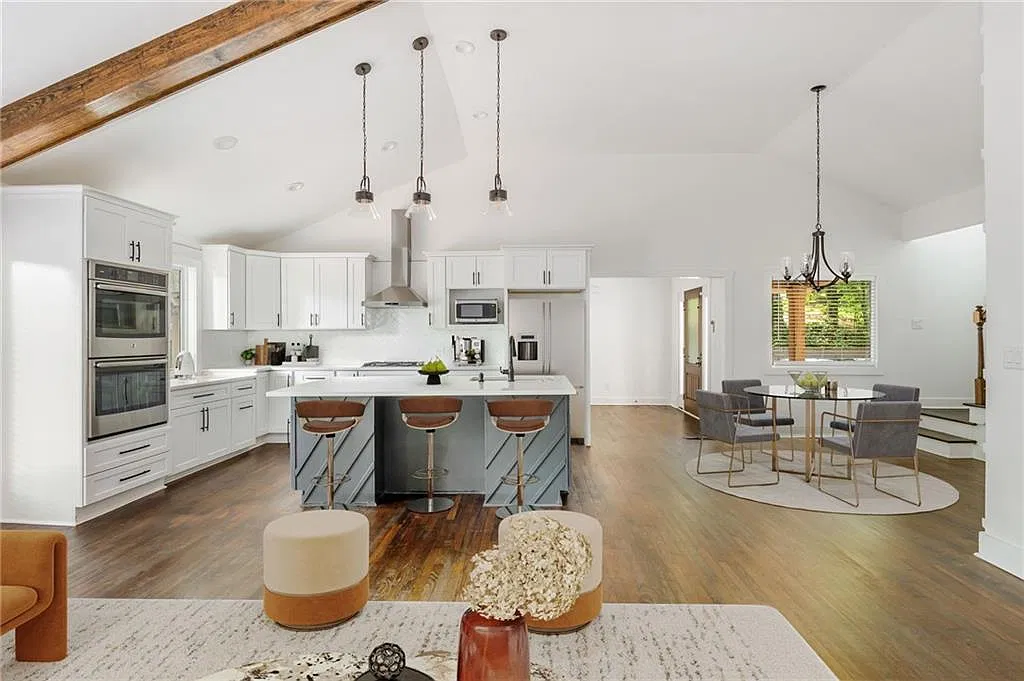 4 bed, 4.5 bath, 2994 sqft, $5,000 — Photo 3