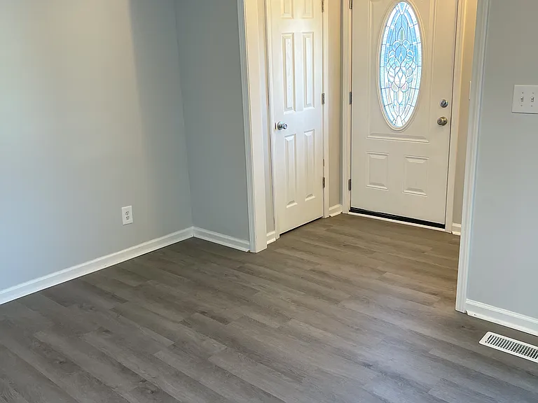 1712 Bristol Caverns Hwy — Photo 10