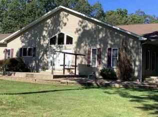 3801 Remington Rdg, Farmington, MO 63640