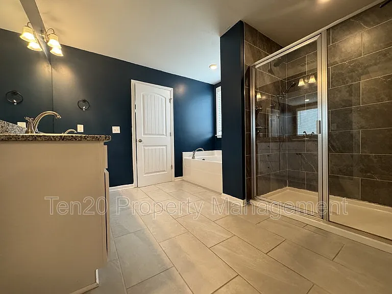 9976 Long Leaf Pine Dr — Photo 23