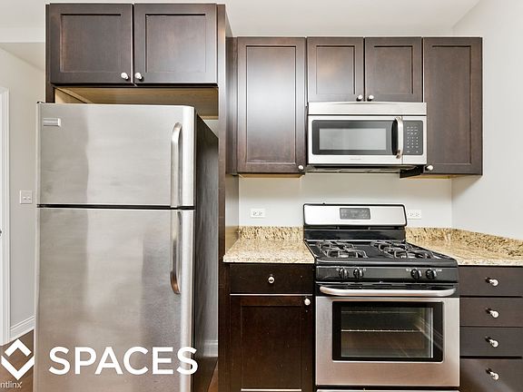 2nd image of 1464 S Michigan Ave APT 204A