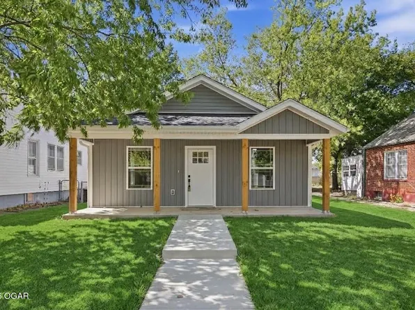 2016 S Moffet Ave, Joplin, MO 64804