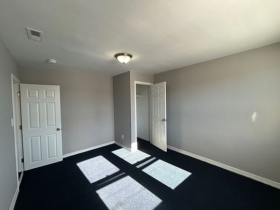 5th image of 2912 E Federal St