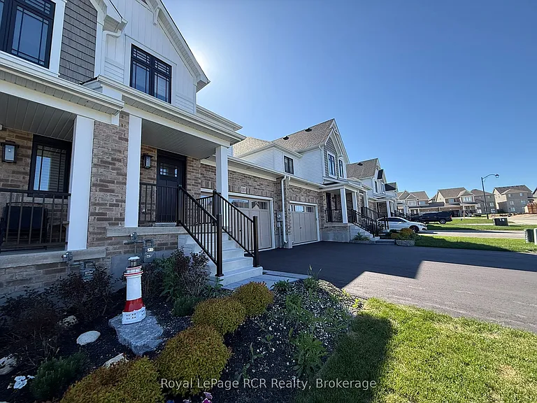 133 McCausland Dr — Photo 31