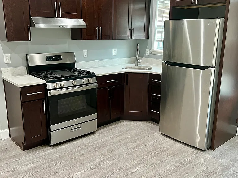 419 Montello St #1 — Photo 4
