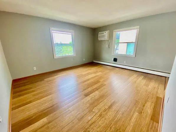 821 Marshall St Ne, 821 Marshall St NE APT 6, Minneapolis, MN 55413