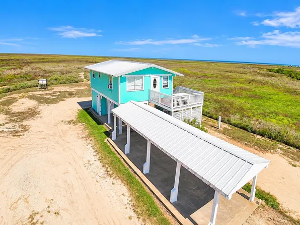 1379 Fm 2031, Matagorda, TX 77457