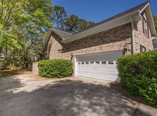 16 Shelburne Ln, Pawleys Island, SC 29585
