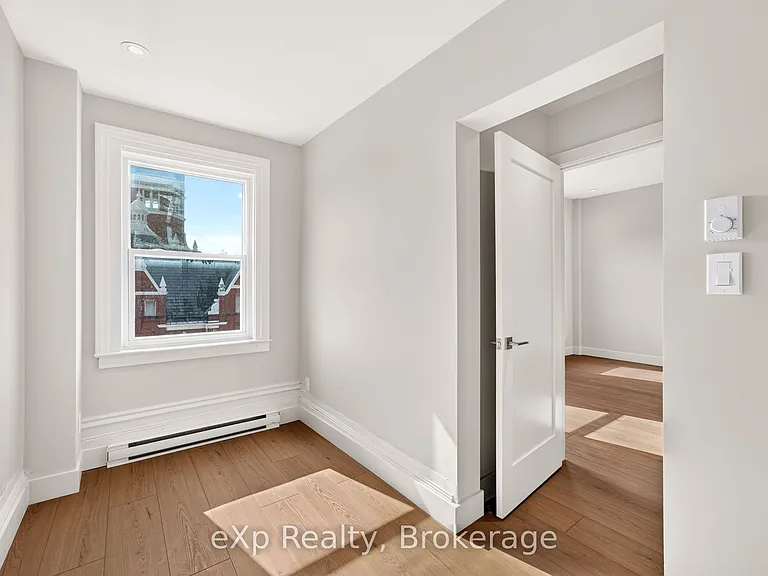 24 Wellington St #12 — Photo 25