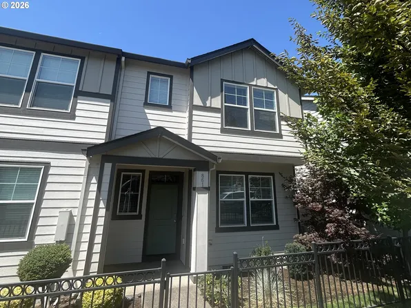861 N 19th Ave, Cornelius, OR 97113