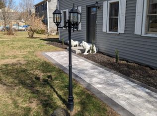 25 Rocco Dr, Blackstone, MA 01504