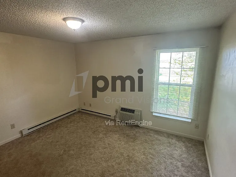 1306 Arthur Ave #16 — Photo 9