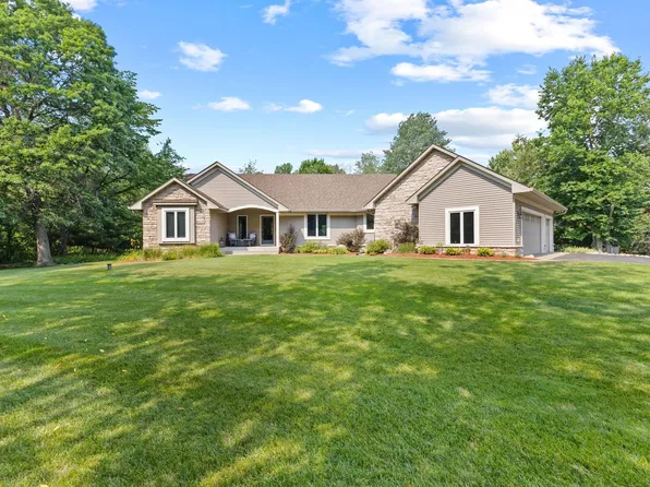 27166 Bayshore Cir NW, Isanti, MN 55040