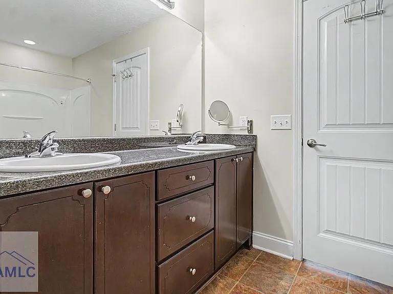 115 SE Cutters Gap — Photo 16
