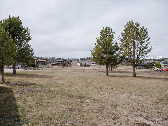3rd image of Nnn Moose Dr W