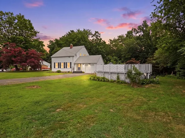 142 Cooper St, Agawam, MA 01001
