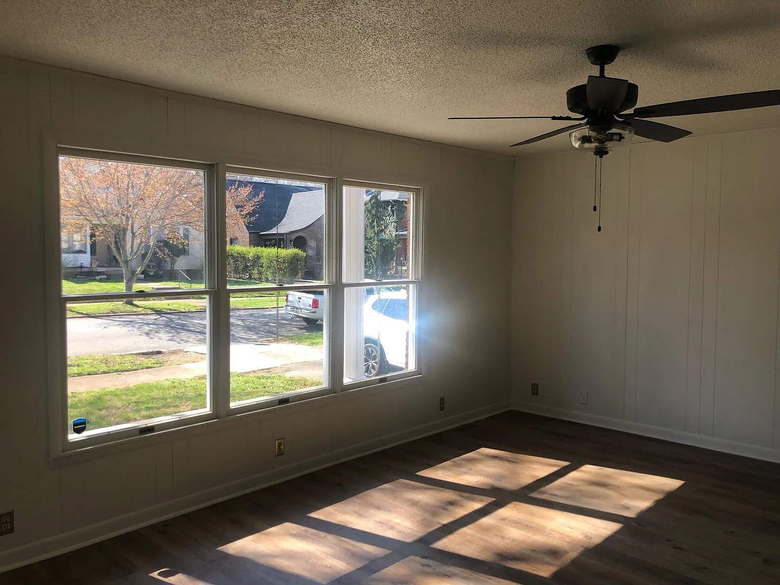 3 bed, 2.0 bath, 1850 sqft, $2,000 — Photo 4