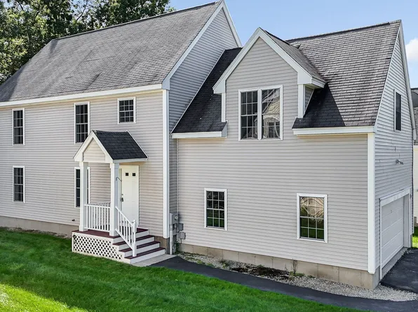 118 Barbara Ln #118, Hudson, NH 03051
