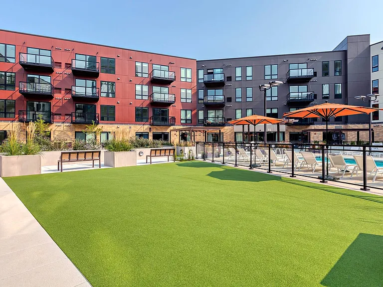 Avidor Glenview 55+ Active Adult Apartment Homes — Photo 7