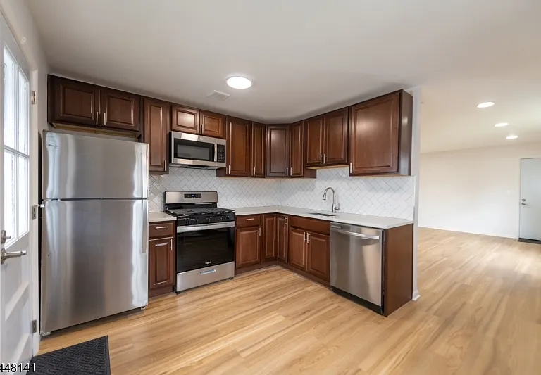 37 Spencer Pl #2 — Photo 1