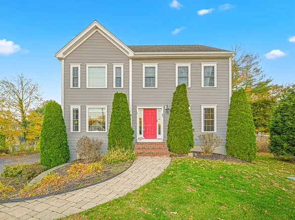 67 Center St, North Easton, MA 02356