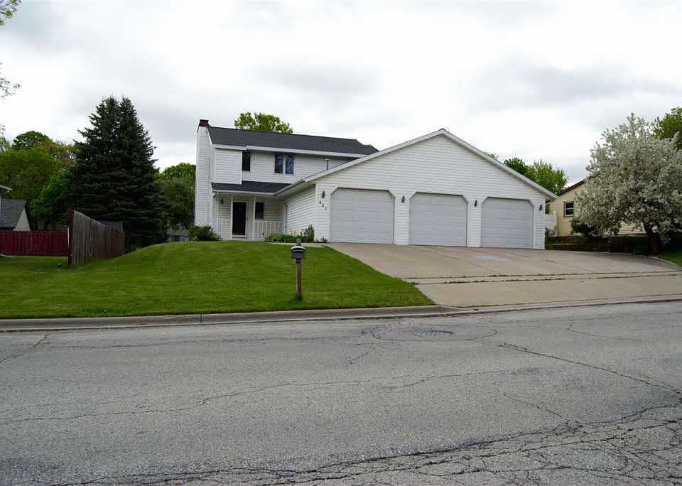 1st image of 857 Alpine Dr