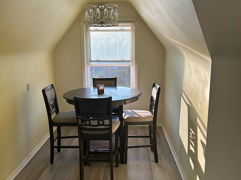 Kitchen nook