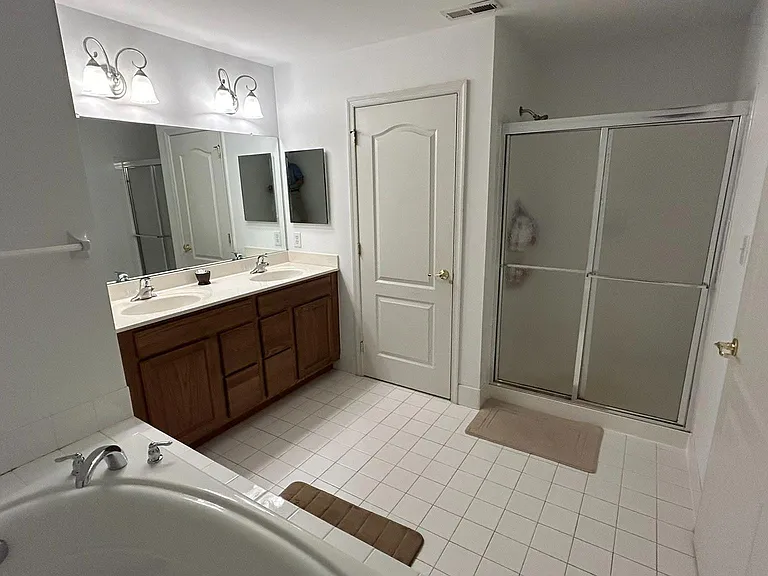 19 Wharton Dr — Photo 22