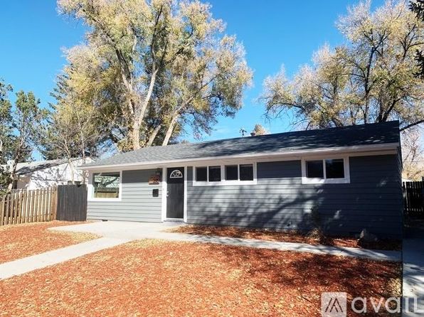 2615 Meadowlark Ln
