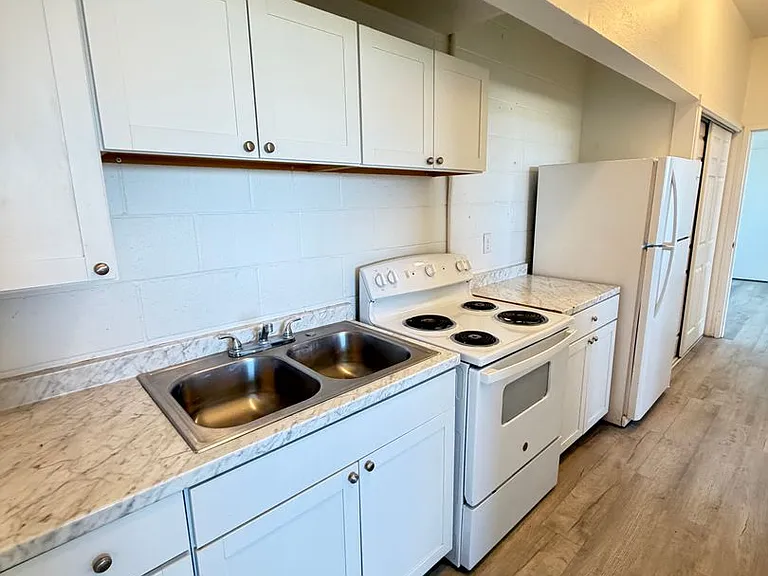 6379 Arnold Dr NE — Photo 28