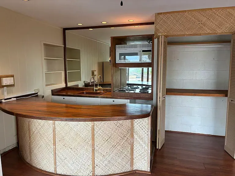 Kitchen: Koa Countertop